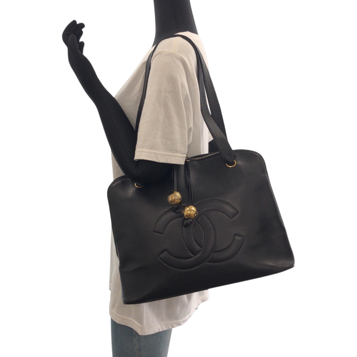 17323
CHANEL シャネル デカココマーク ココボール ブラック 黒 ゴールド金具 キャビアスキン トートバッグ ショルダーバッグ  レディース ABP140