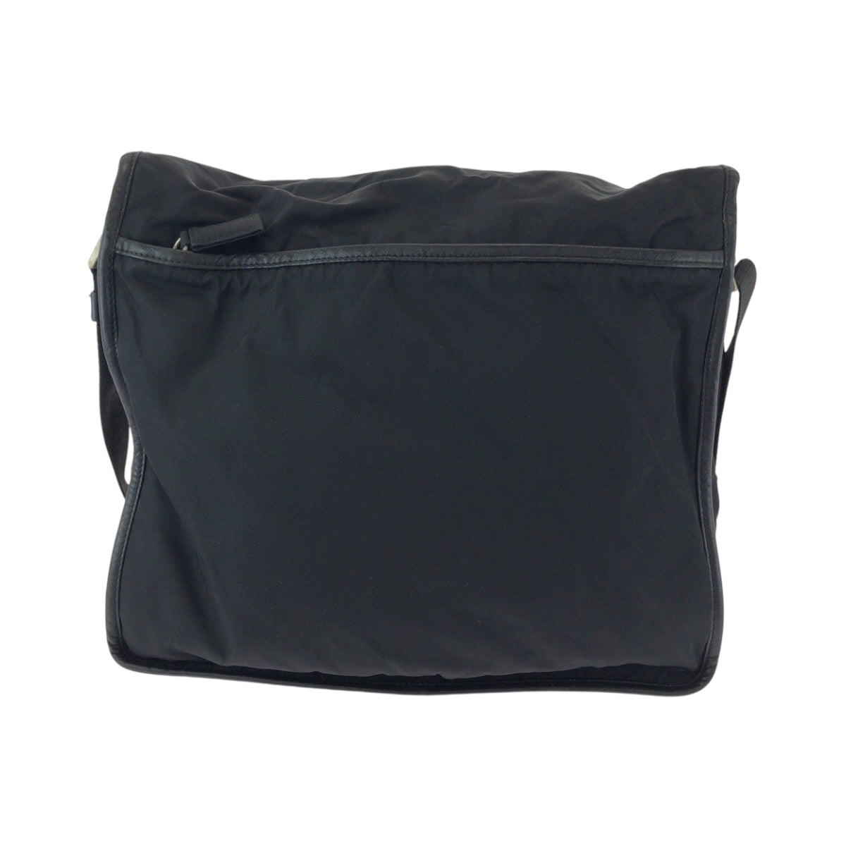 17325
PRADA プラダ テスート 三角ロゴプレート ブラック 黒 シルバー金具 ナイロン ショルダーバッグ メッセンジャーバッグ  メンズ ABP43