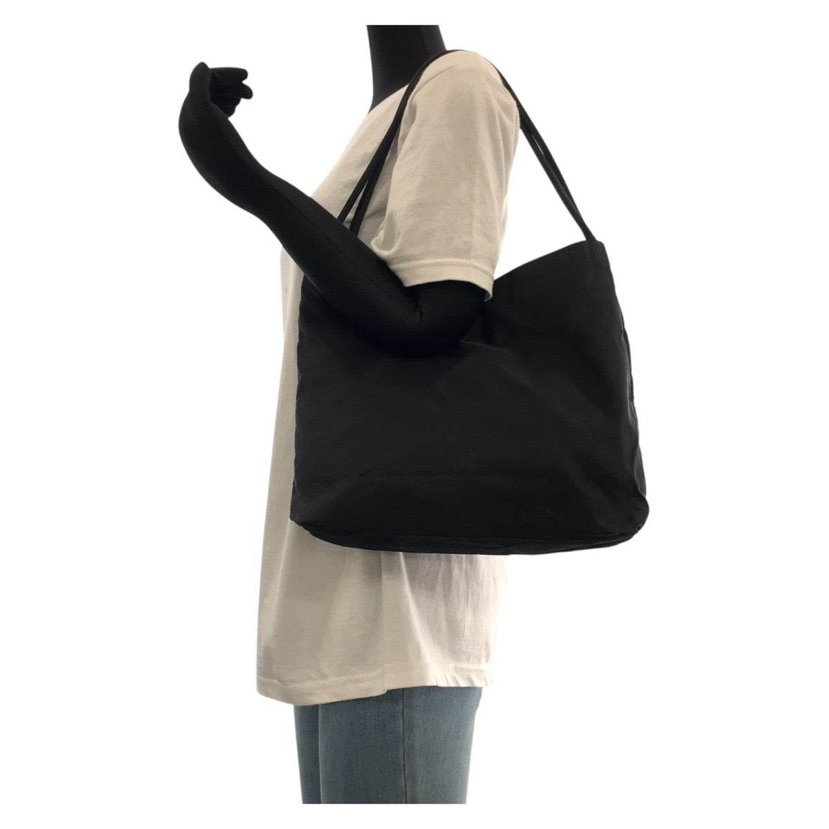 17327
PRADA プラダ テスート 三角ロゴプレート ブラック 黒 シルバー金具 ナイロン トートバッグ ショルダーバッグ  レディース ABP39