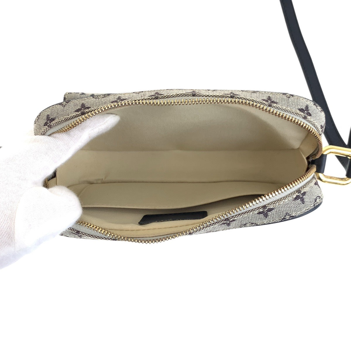 17431
LOUIS VUITTON ルイヴィトン モノグラム ミニ ジュリエット グレー ブラック ゴールド金具 キャンバス / レザー M92217 ショルダーバッグ ポシェット  レディース