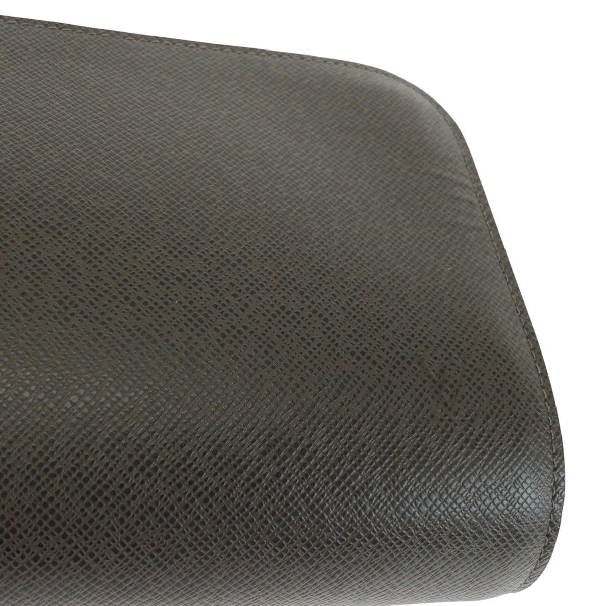 17350
LOUIS VUITTON ルイヴィトン タイガ バイカル ブラウン シルバー金具 タイガ M30188 セカンドバッグ クラッチバッグ  メンズ A40