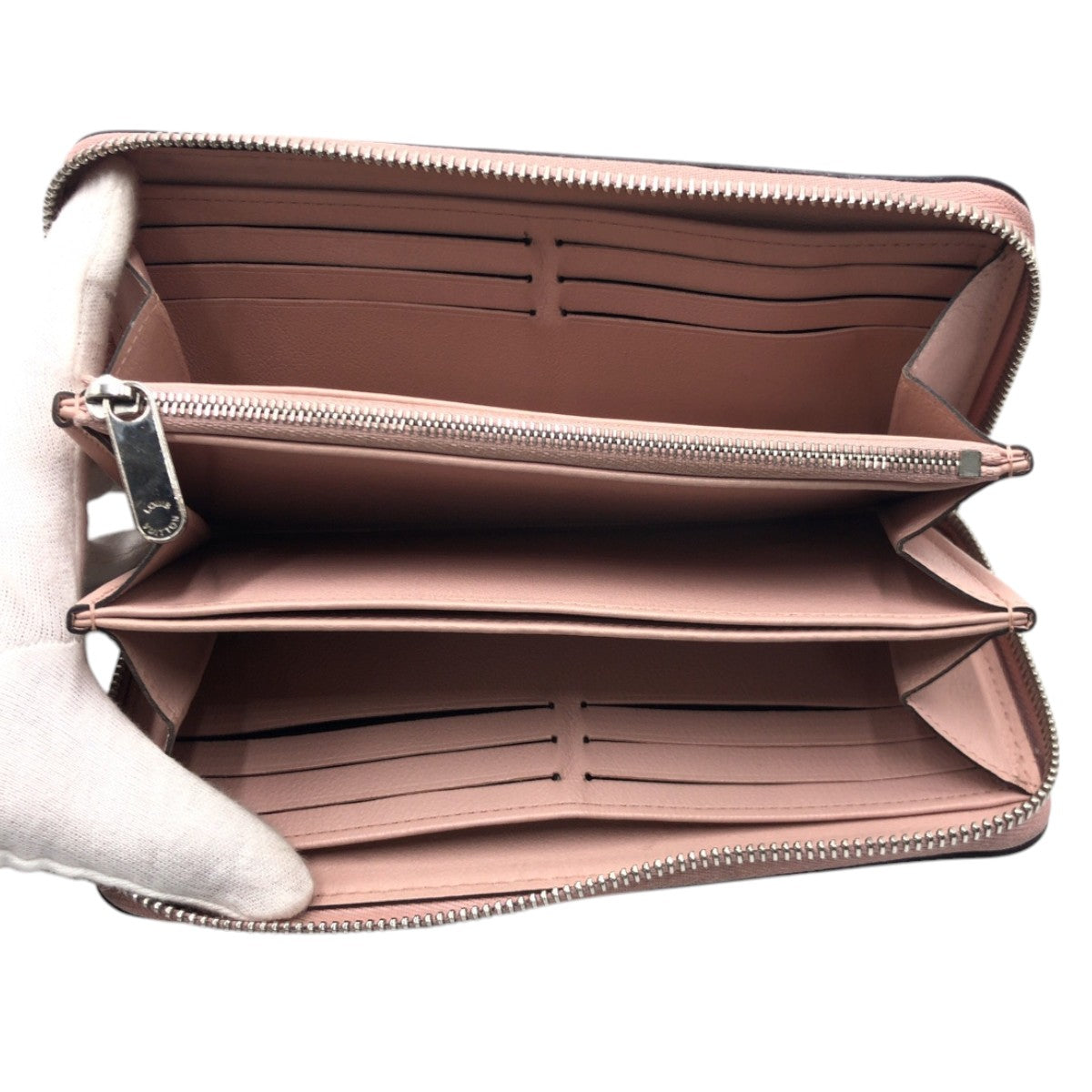 17379
LOUIS VUITTON ルイヴィトン モノグラム マヒナ ジッピーウォレット ピンク マグノリア レザー M61868 長財布 ロングウォレット  レディース ABP54