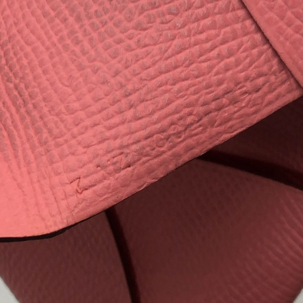 17384
HERMES エルメス カルヴィ デュオ ピンク シルバー金具 ヴォーエプソン コインケース カードケース Z刻印  レディース A62