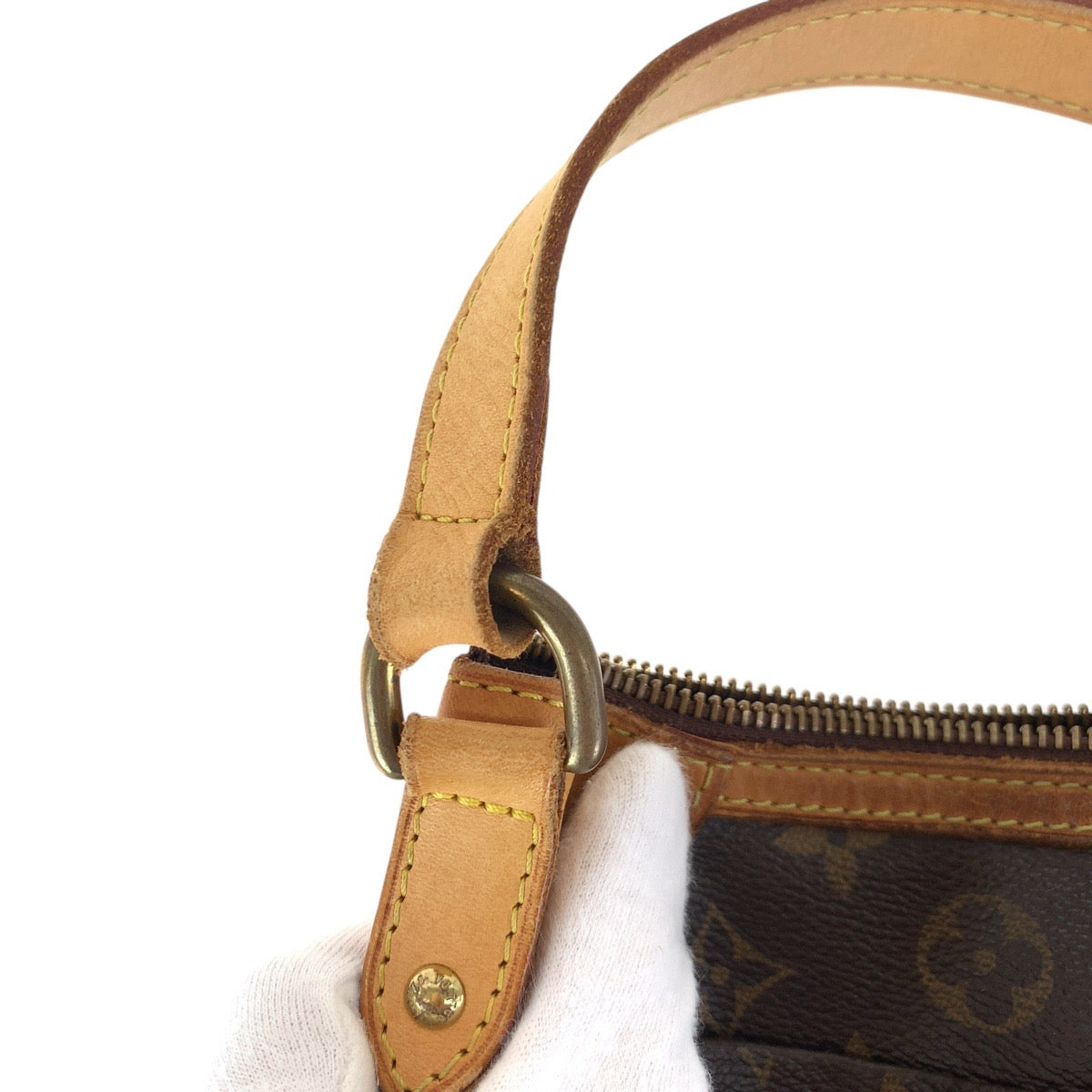 17385
LOUIS VUITTON ルイヴィトン モノグラム オデオン PM ブラウン ゴールド金具 PVC / レザー M56390 ショルダーバッポシェット  レディース AB69