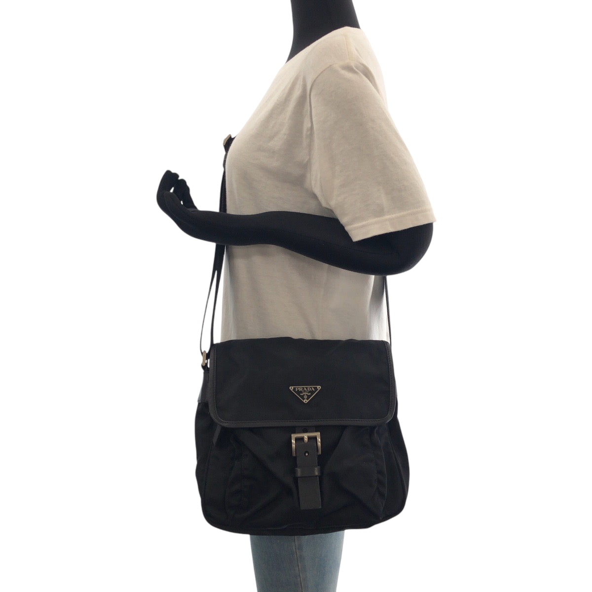 17387
PRADA プラダ テスート 三角ロゴプレート ブラック 黒 シルバー金具 ナイロン BT0173 ショルダーバッグ メッセンジャーバッグ  メンズ AB43