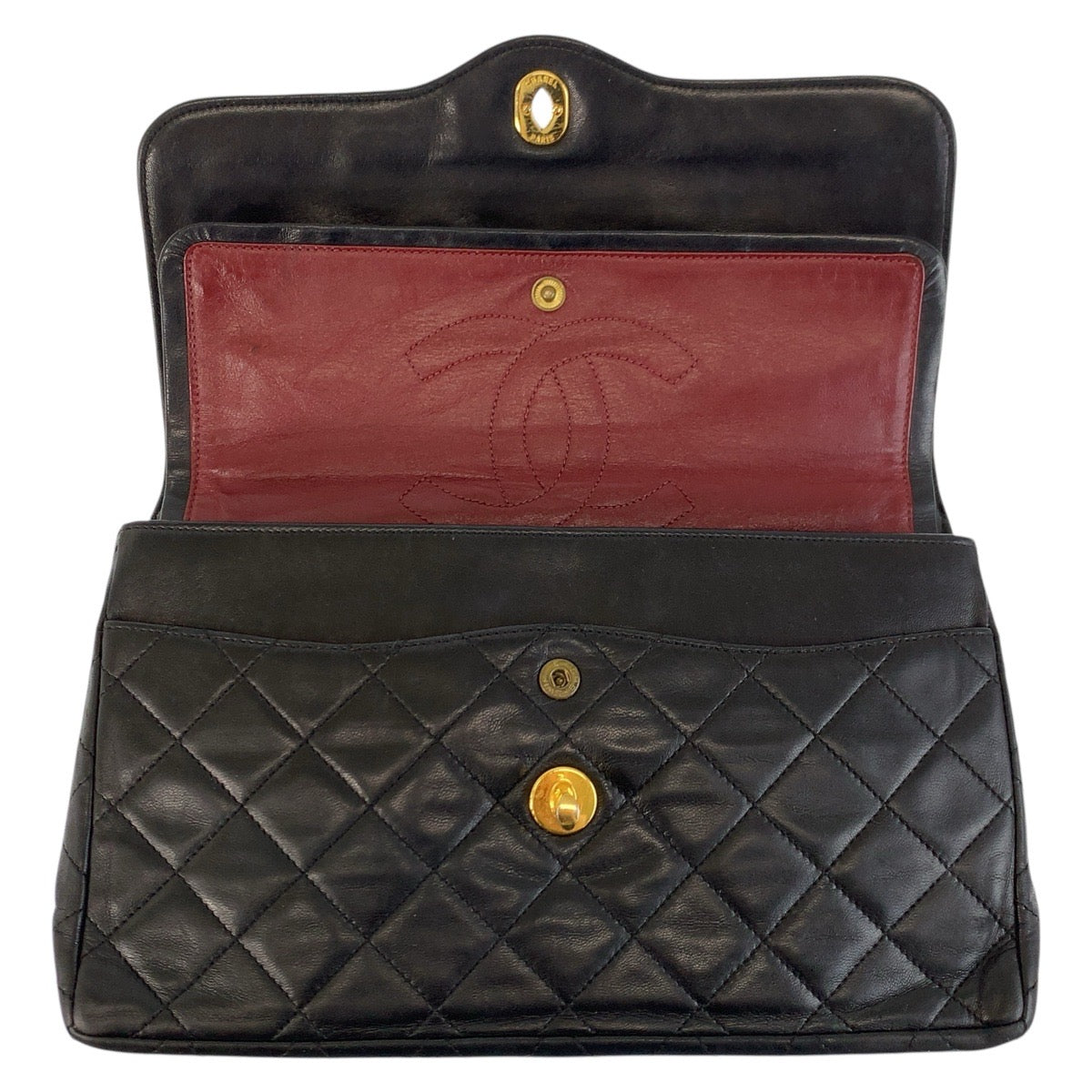 17393
CHANEL シャネル パリ限定 マトラッセ ダブルフラップ ココマーク ターンロック ブラック 黒 ゴールド金具 ラムスキン チェーンショルダーバッグ レディース AB238