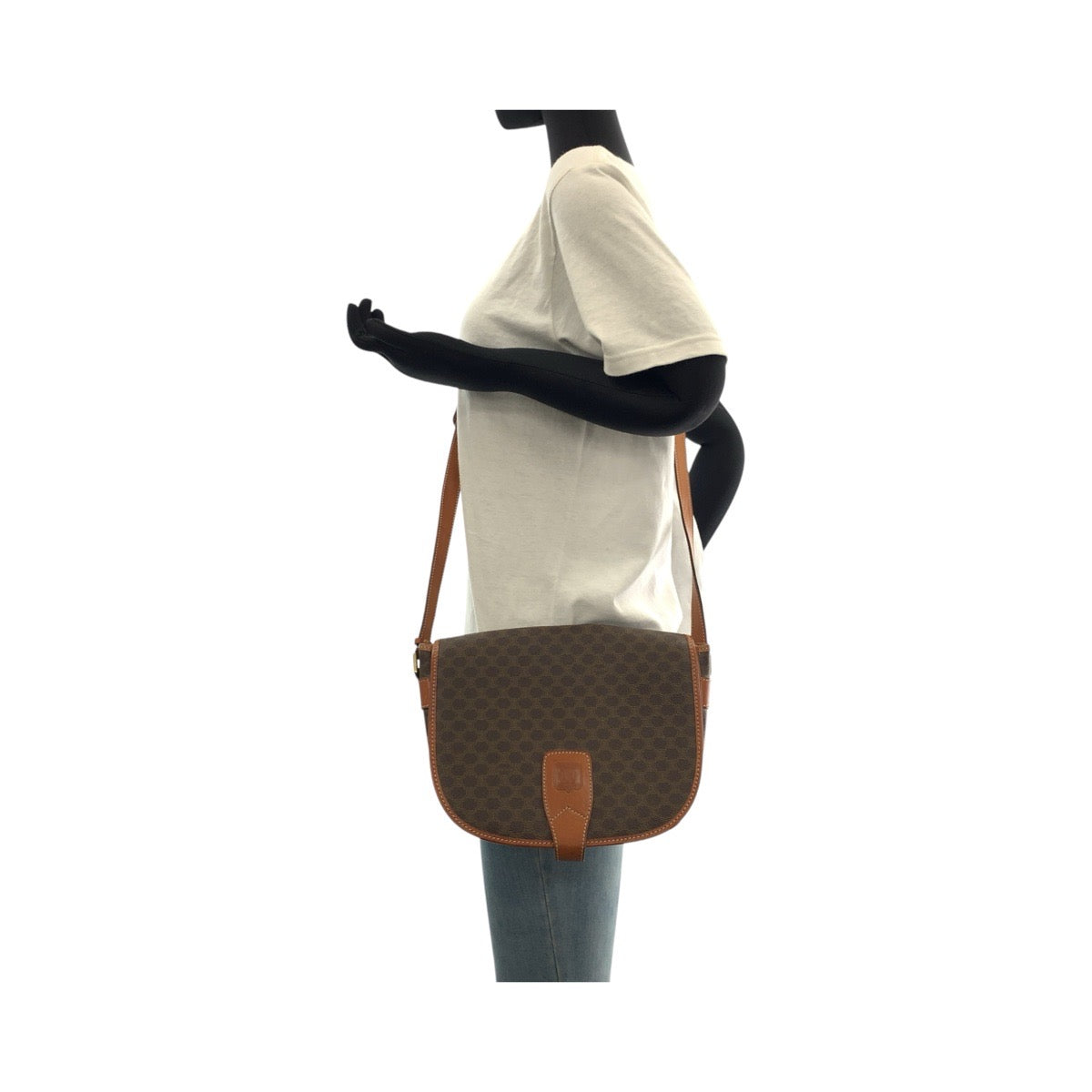 17399
CELINE セリーヌ ヴィンテージ マカダム ブラウン ゴールド金具 PVC / レザー ショルダーバッグ ポシェット レディース AB29