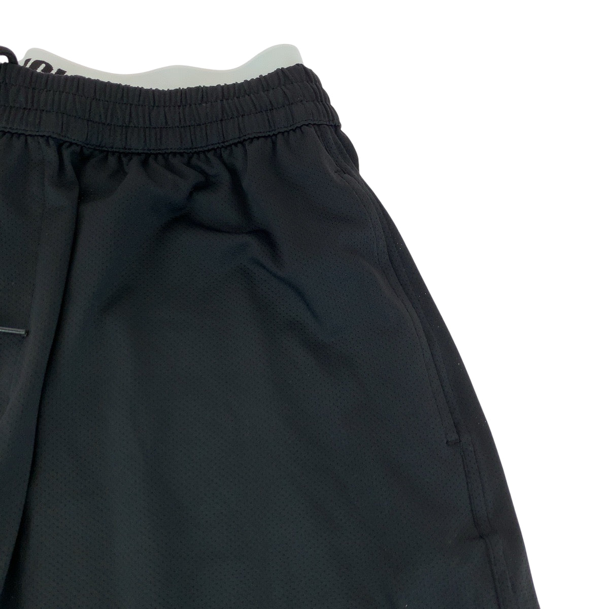 17417
BALENCIAGA バレンシアガ レイヤードメッシュロゴ サイズS ブラック 黒 ホワイト ポリエステル 698317 4C0B4 ハーフパンツ ショートパンツ  メンズ
