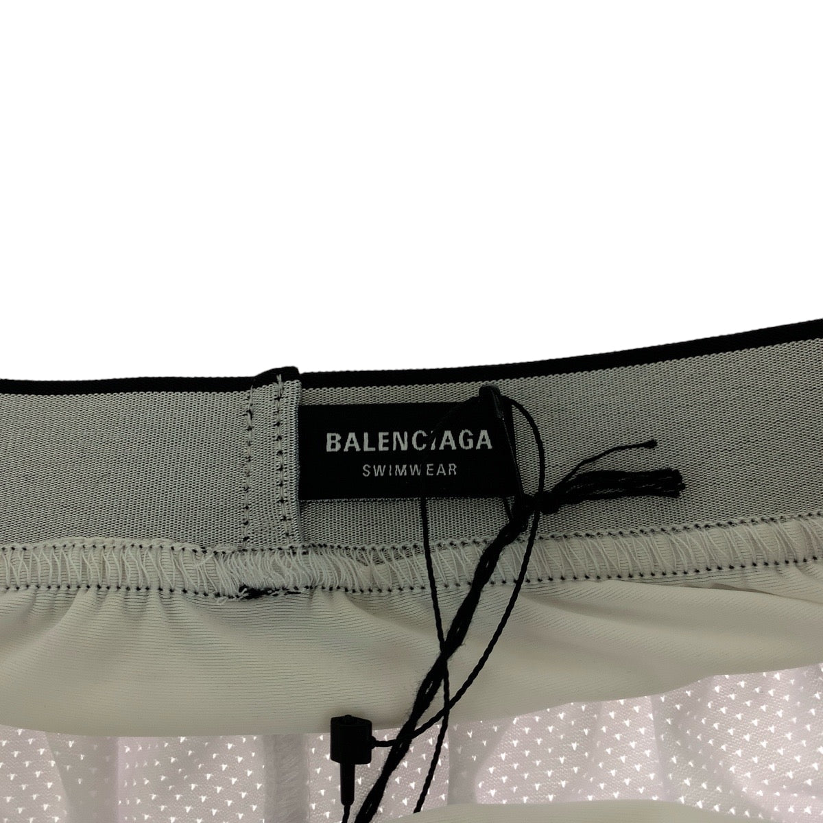 17418
BALENCIAGA バレンシアガ ロゴメッシュ サイズS ホワイト ブラック 黒 ポリエステル 698317 4C0B4 ハーフパンツ ショートパンツ  メンズ A39
