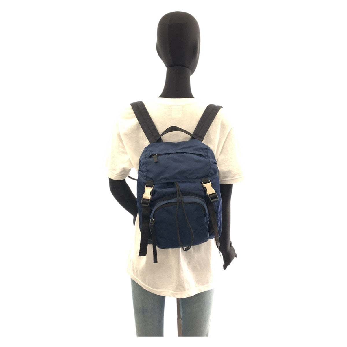 17457
PRADA プラダ テスート 三角ロゴプレート ネイビー シルバー金具 ナイロン リュック バックパック  レディース AB40