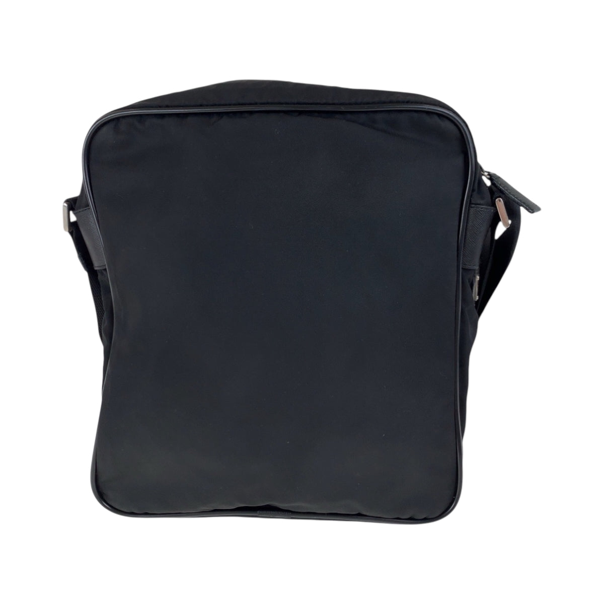 17465
PRADA プラダ テスート 三角ロゴプレート ブラック 黒 シルバー金具 ナイロン ショルダーバッグ ポシェット  レディース AB26