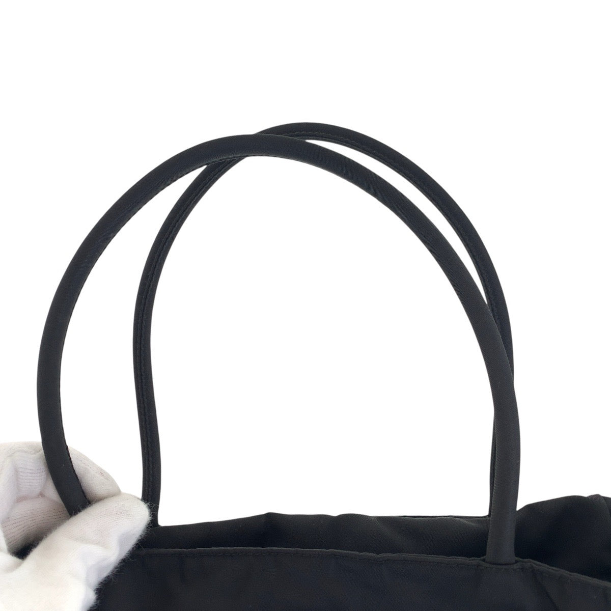 17485
PRADA プラダ テスート 三角ロゴプレート ブラック 黒 シルバー金具 ナイロン トートバッグ ハンドバッグ  レディース ABP40