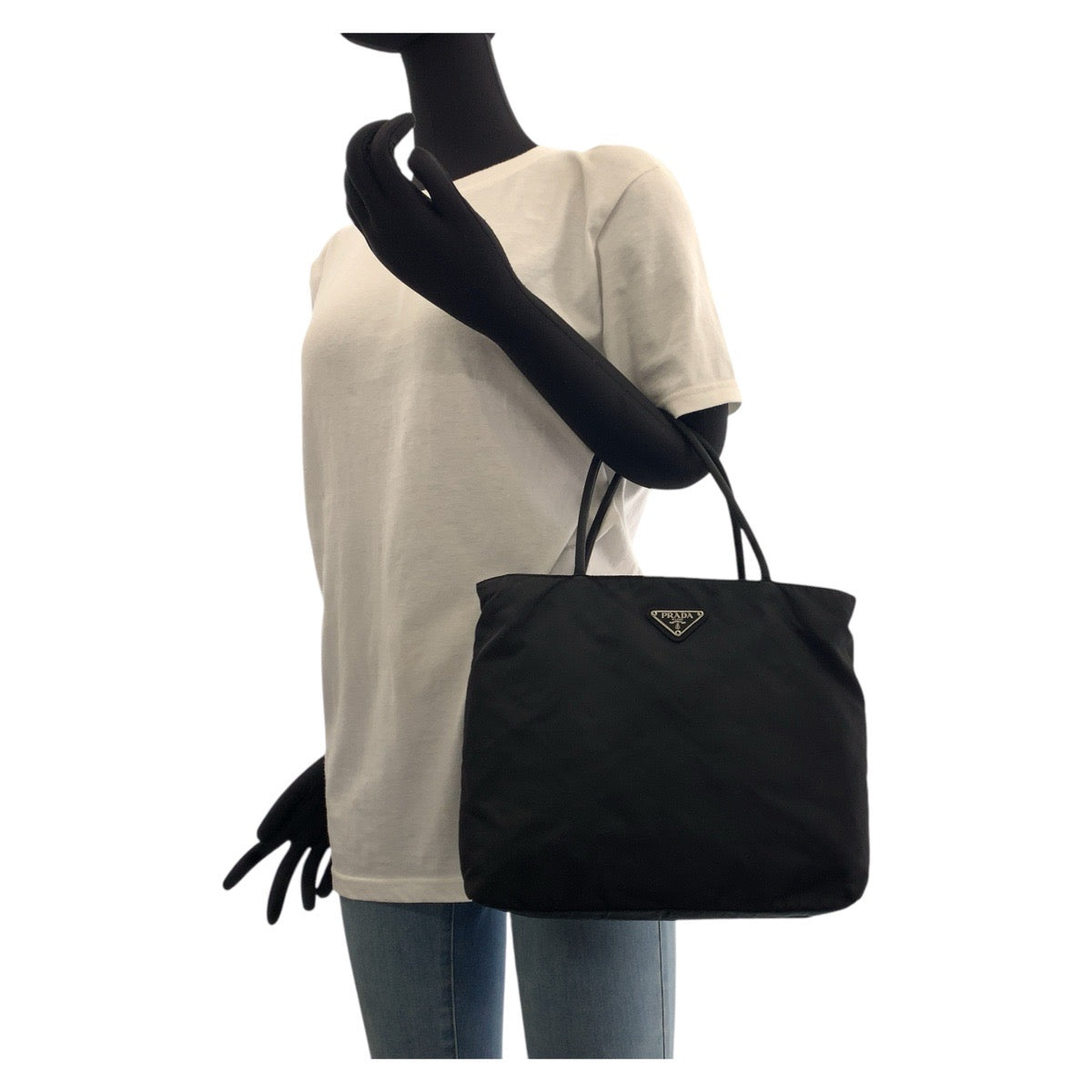 17485
PRADA プラダ テスート 三角ロゴプレート ブラック 黒 シルバー金具 ナイロン トートバッグ ハンドバッグ  レディース ABP40
