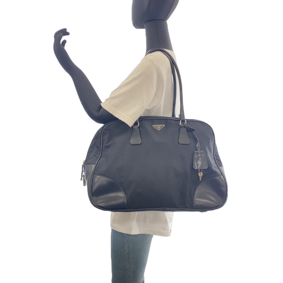 17494
PRADA プラダ テスート 三角ロゴプレート ブラック 黒 シルバー金具 ナイロン / レザー ショルダーバッグ ハンドバッグ  レディース