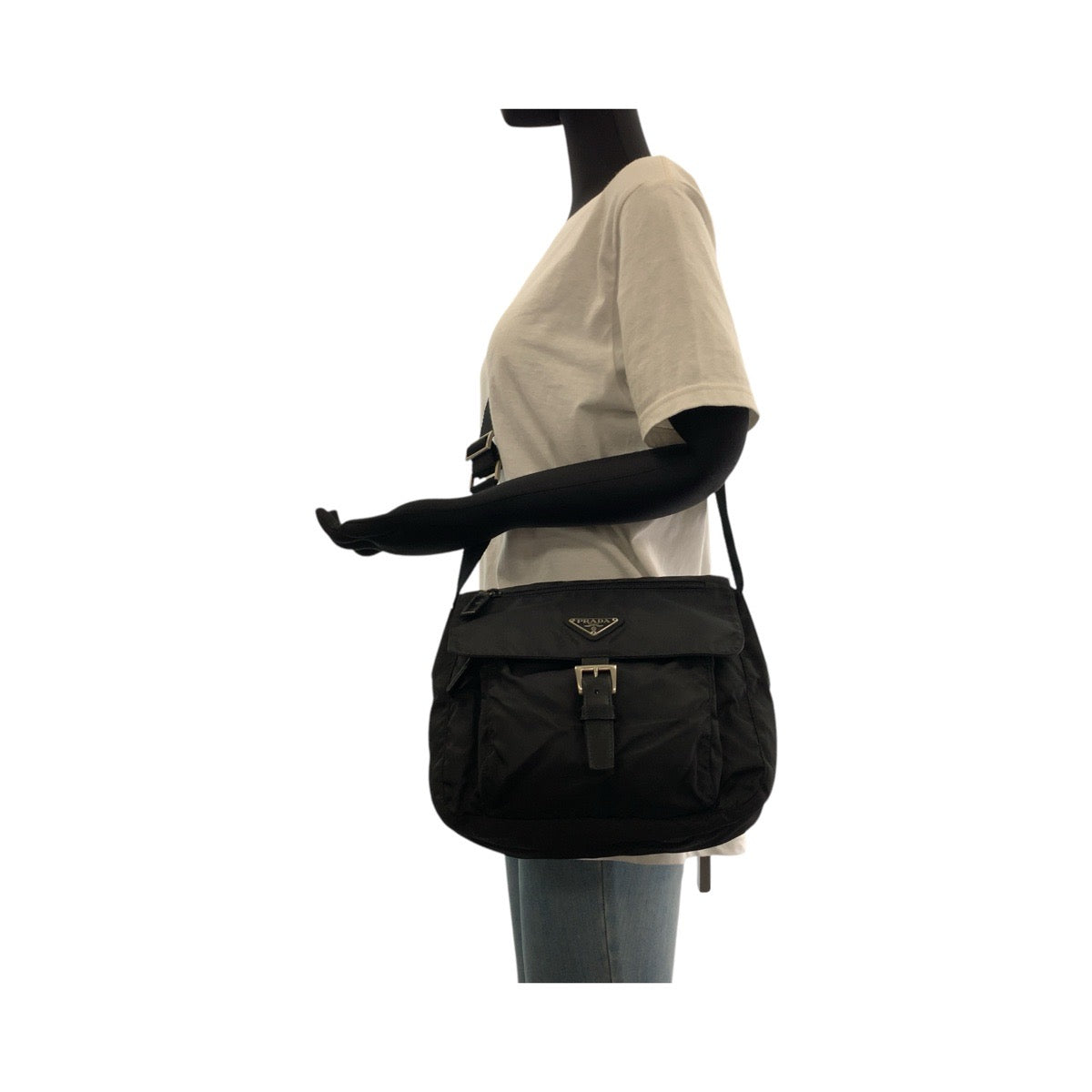17498
PRADA プラダ テスート 三角ロゴプレート ブラック 黒 シルバー金具 ナイロン / レザー ショルダーバッグ ポシェット  レディース ABP39