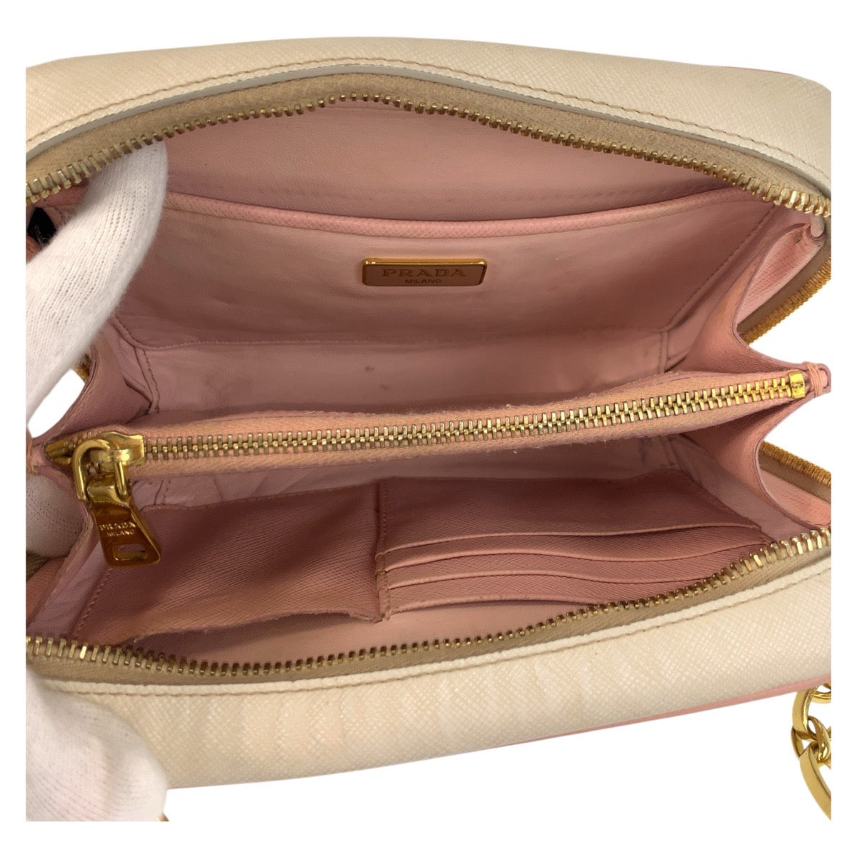 17500
PRADA プラダ サフィアーノ ピンク ゴールド金具 レザー ショルダーバッグ ポシェット レディース AB48