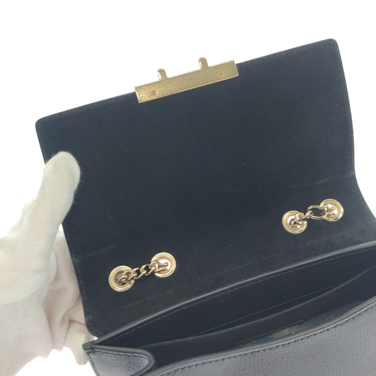 17506
Furla フルラ ブラック 黒 ゴールド金具 レザー チェーンショルダーバッグ ポシェット  レディース A13