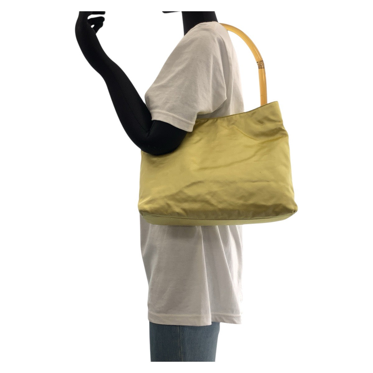 17515
PRADA プラダ 三角ロゴプレート イエロー シルバー金具 サテン / プラスチック ハンドバッグ ショルダーバッグ  レディース