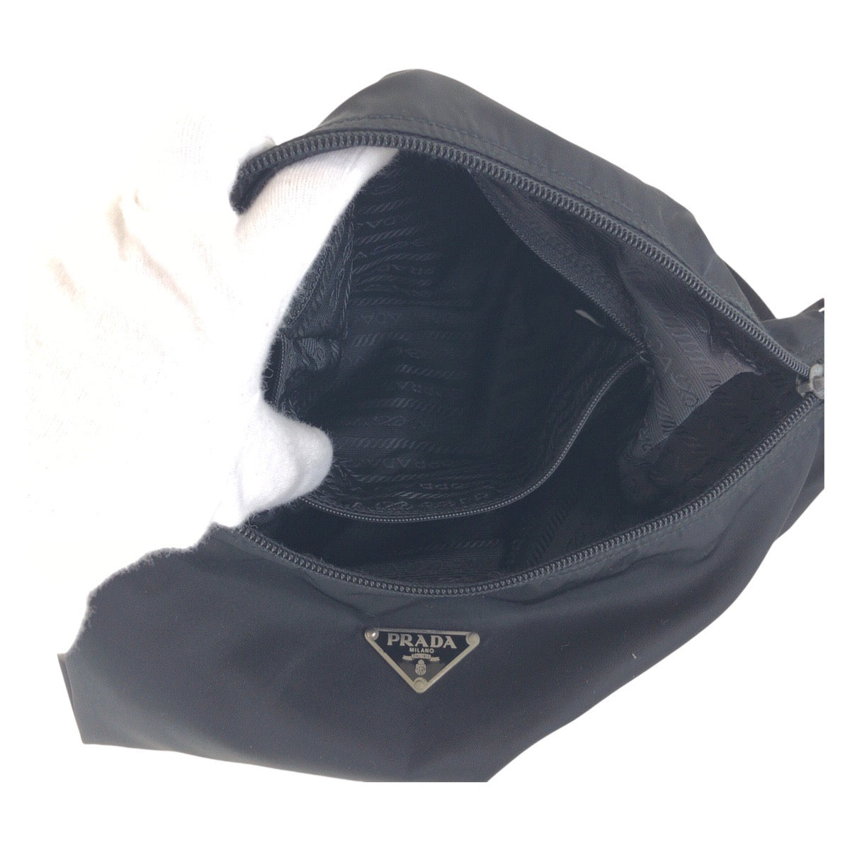 17522
PRADA プラダ テスート 三角ロゴプレート ブラック 黒 シルバー金具 ナイロン / レザー ショルダーバッグ メッセンジャーバッグ  レディース ABP40