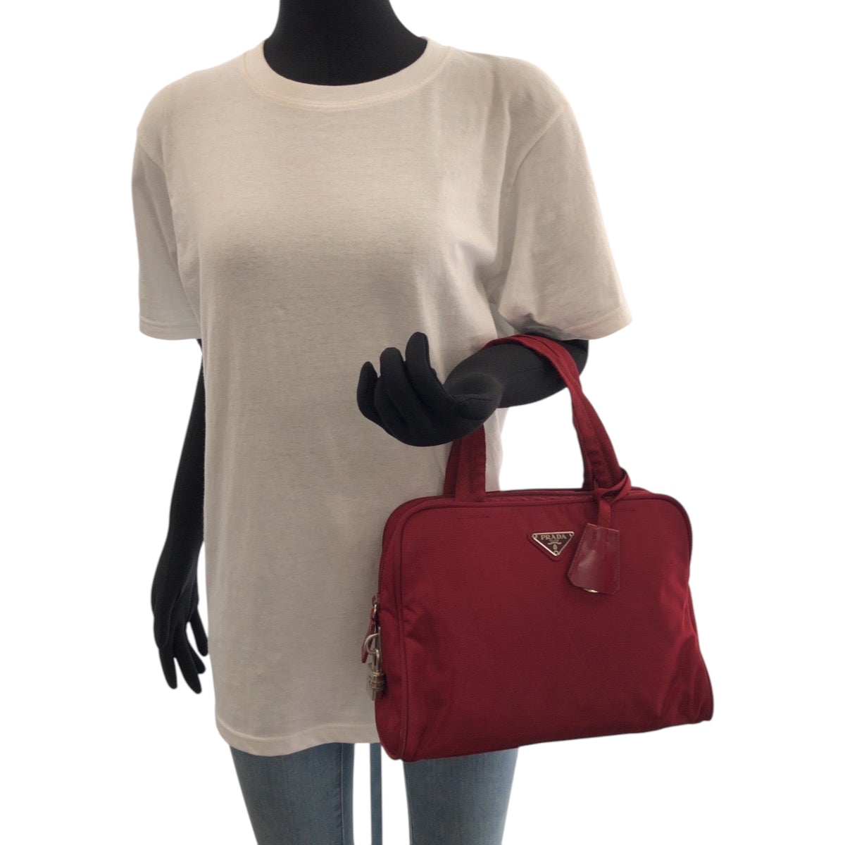 17526
PRADA プラダ テスート 三角ロゴプレート レッド シルバー金具 ナイロン B8495 トートバッグ ハンドバッグ  レディース ABP39