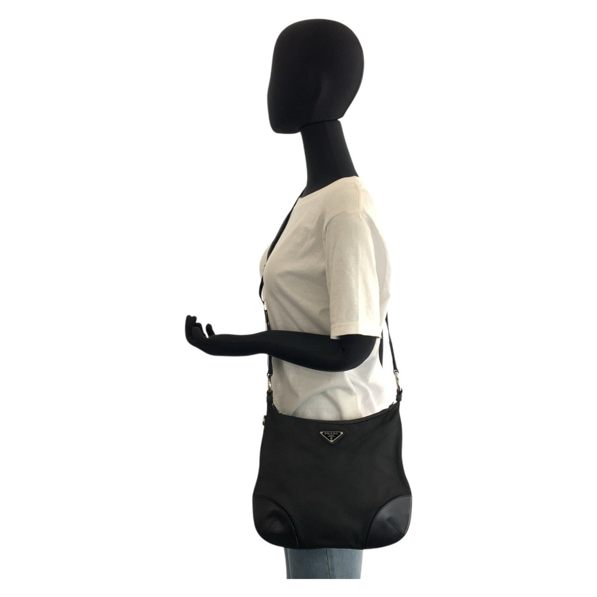 17528
PRADA プラダ テスート 三角ロゴプレート ブラック 黒 シルバー金具 ナイロン ショルダーバッグ メッセンジャーバッグ  レディース