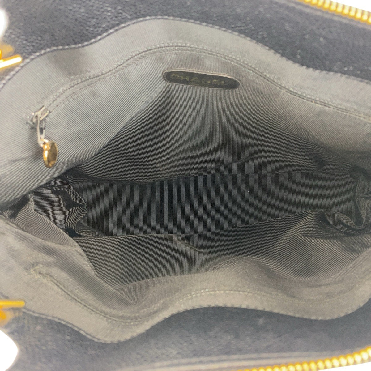 17597
CHANEL シャネル ヴィンテージ トリプルココマーク ブラック 黒 ゴールド金具 レザー ショルダーバッグ レディース A180