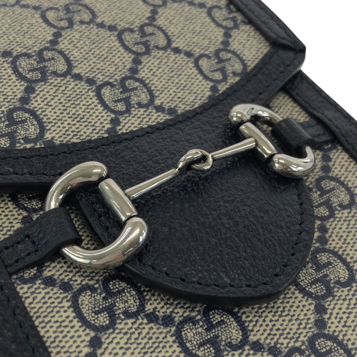 17601
GUCCI グッチ 1955 ホースビット グレー ネイビー シルバー金具 GGスプリームキャンバス 625615 ショルダーバッグ フォンポーチ ポシェット メンズ SA80