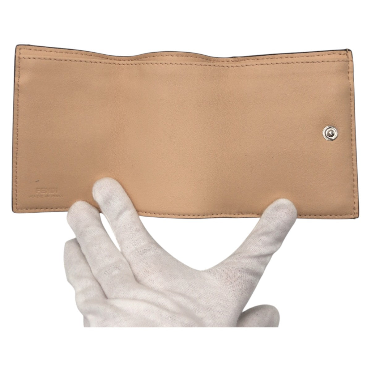 17639
FENDI フェンディ ピーカブー グレー シルバー金具 レザー 8M0426 A91B 229 2018 折財布 コンパクトウォレット  レディース ABP