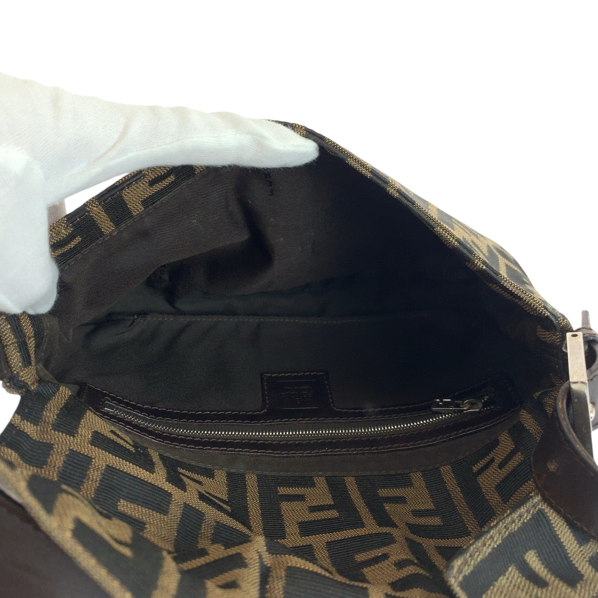 17641
FENDI フェンディ ヴィンテージ ズッカ マンマバケット ブラウン シルバー金具 キャンバス ワンショルダーバッグ ハンドバッグ  レディース