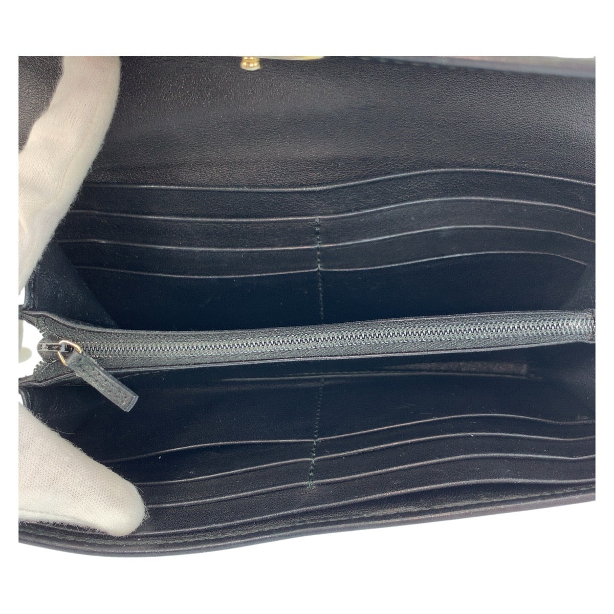 17686
GUCCI グッチ マイクログッチシマ ブラック 黒 ゴールド金具 レザー 233028 長財布 ロングウォレット  レディース