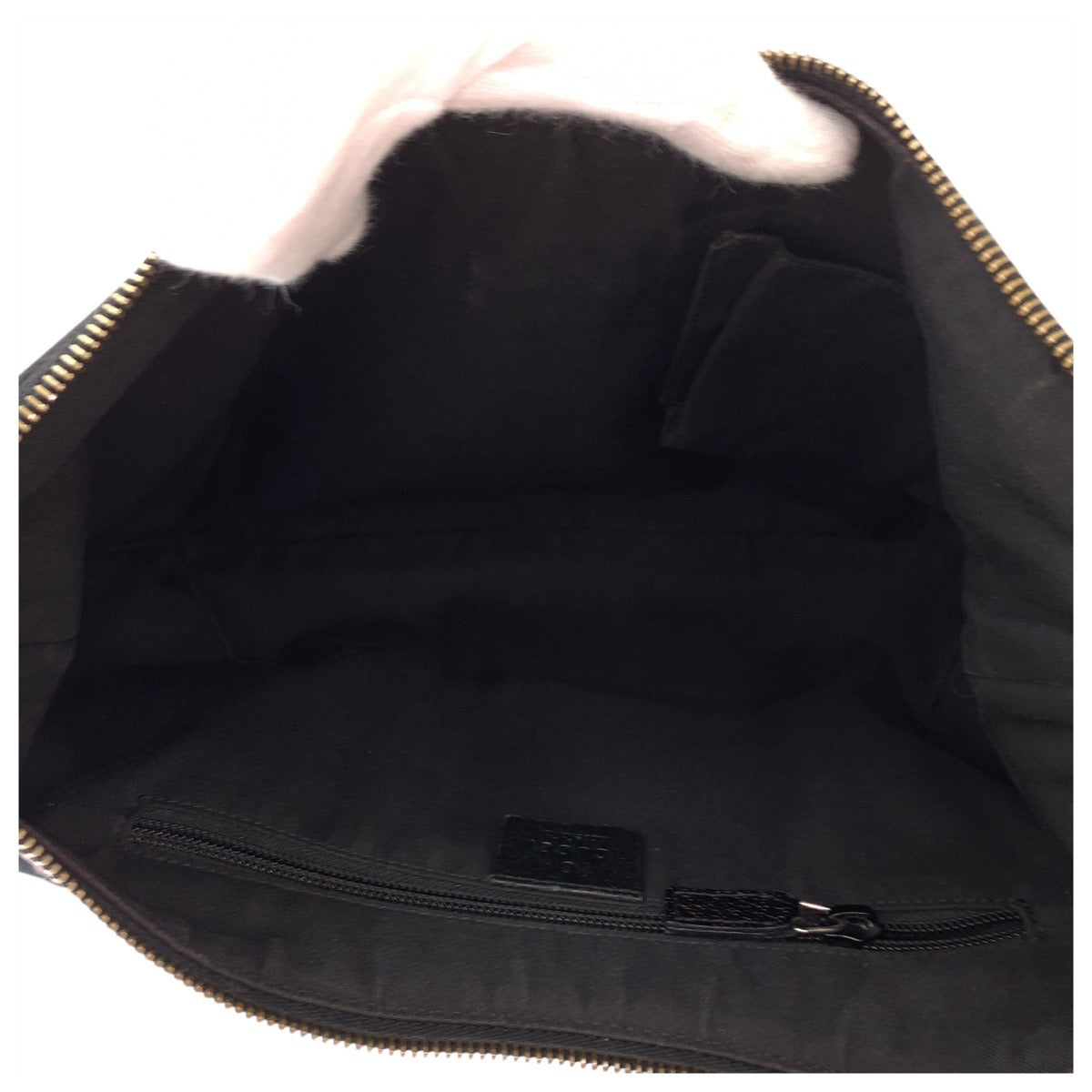 17743
GUCCI グッチ ブラック 黒 シルバー金具 GGキャンバス 181092 ショルダーバッグ メッセンジャーバッグ  レディース AB38
