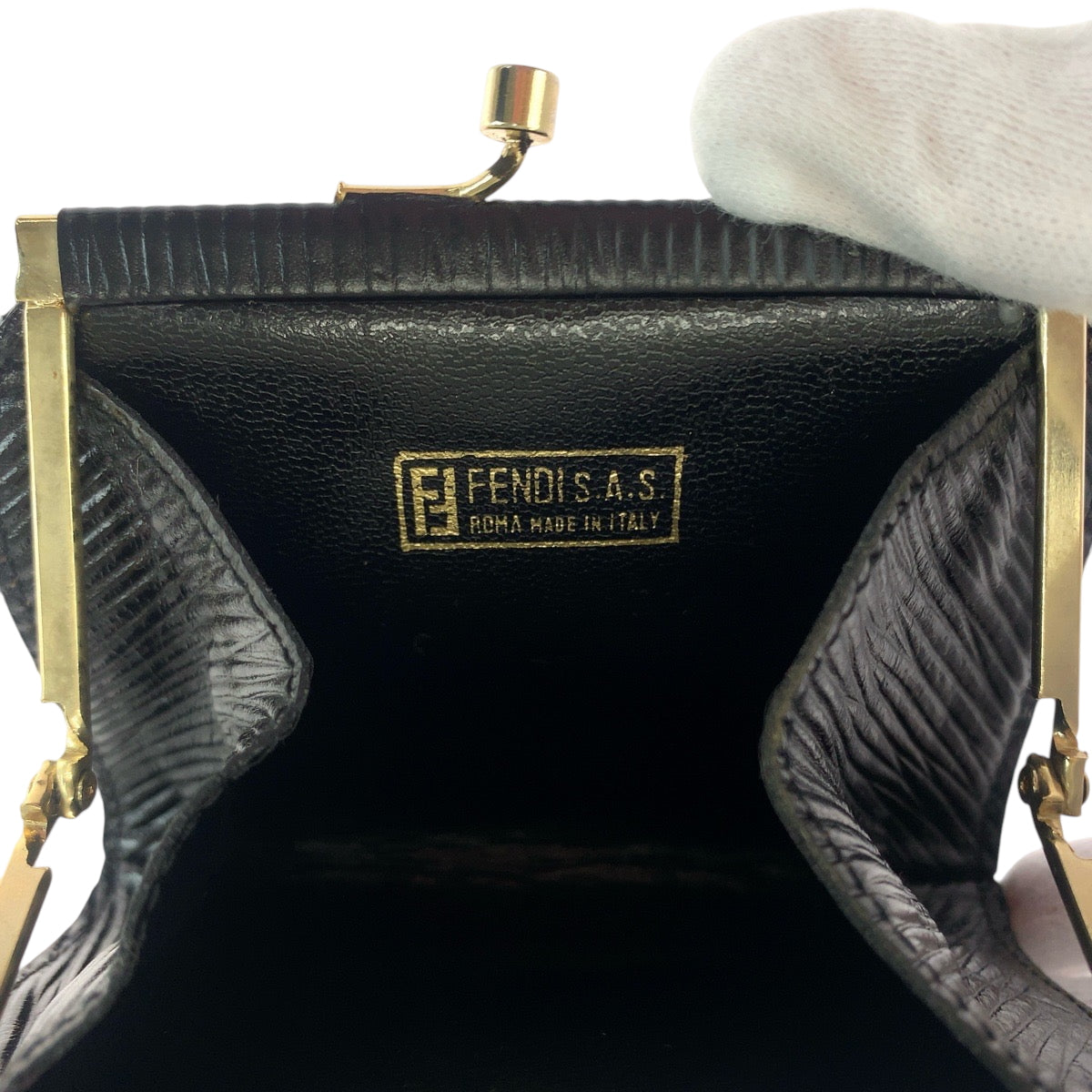 17753
FENDI フェンディ ヴィンテージ ズッカ ブラック 黒 ゴールド金具 キャンバス コインケース コンパクトウォレット  レディース ABP9