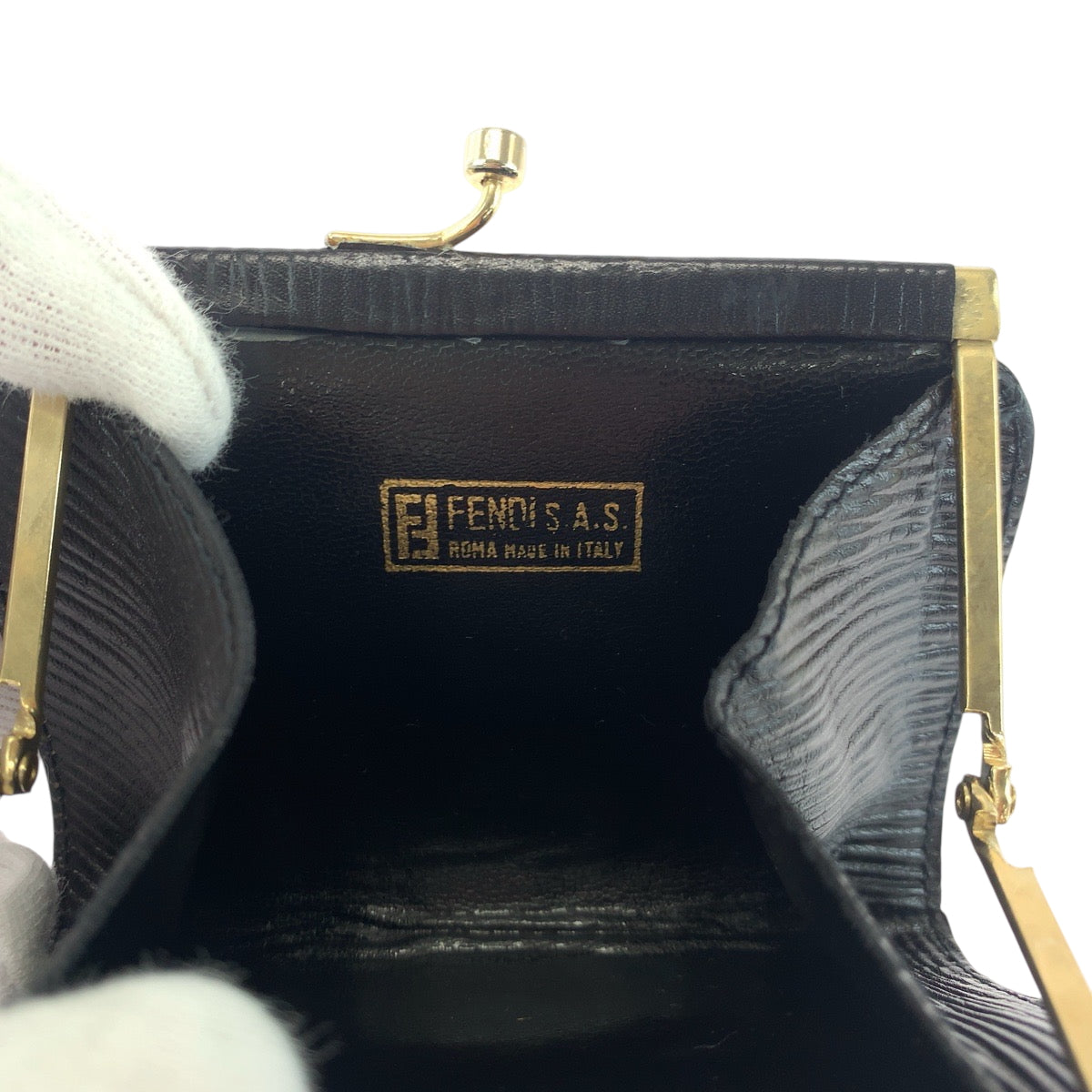 17754
FENDI フェンディ ヴィンテージ ズッカ ブラック 黒 ゴールド金具 キャンバス コインケース コンパクトウォレット  レディース A14