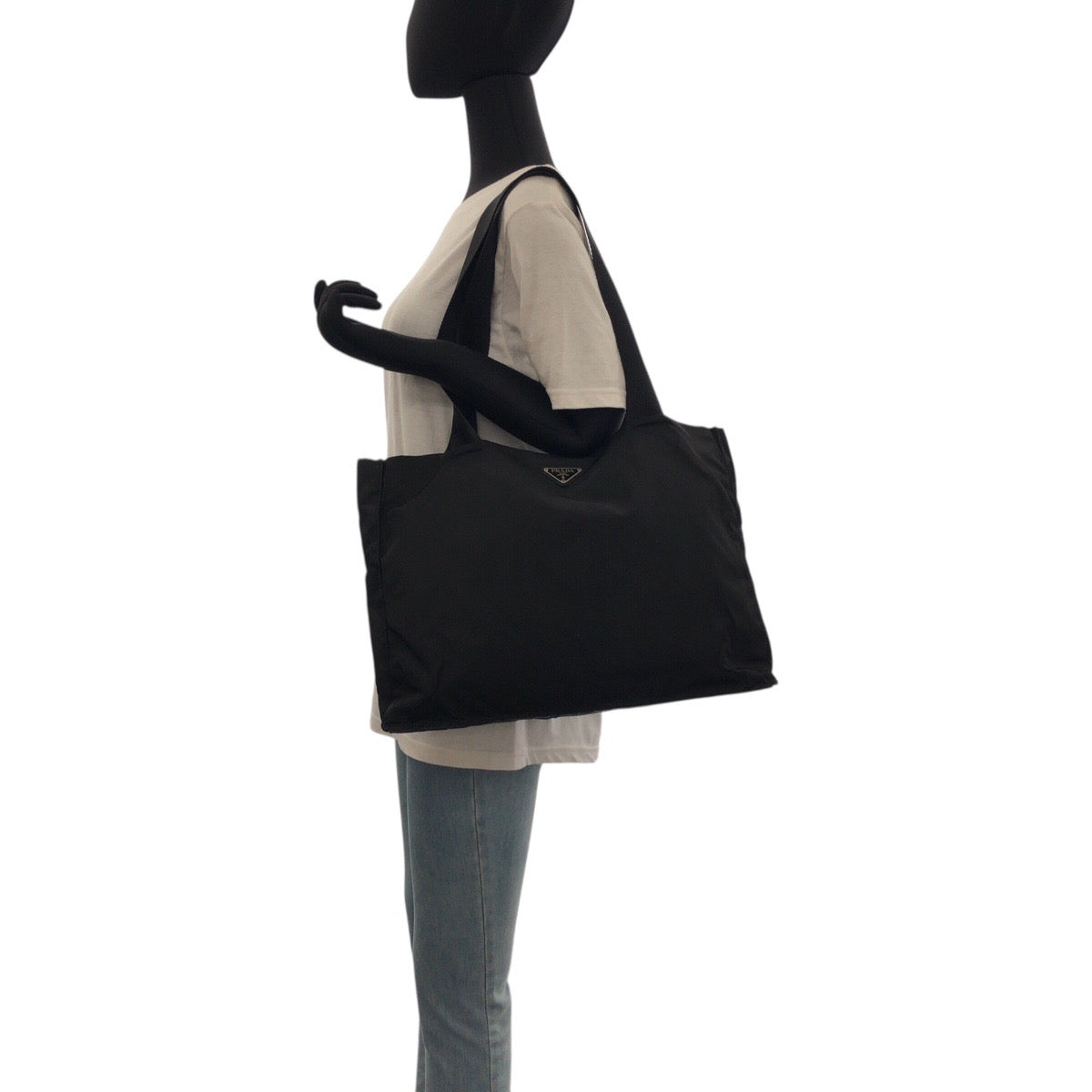 17795
PRADA プラダ テスート 三角ロゴプレート ブラック 黒 シルバー金具 ナイロン トートバッグ ショルダーバッグ  レディース ABP38