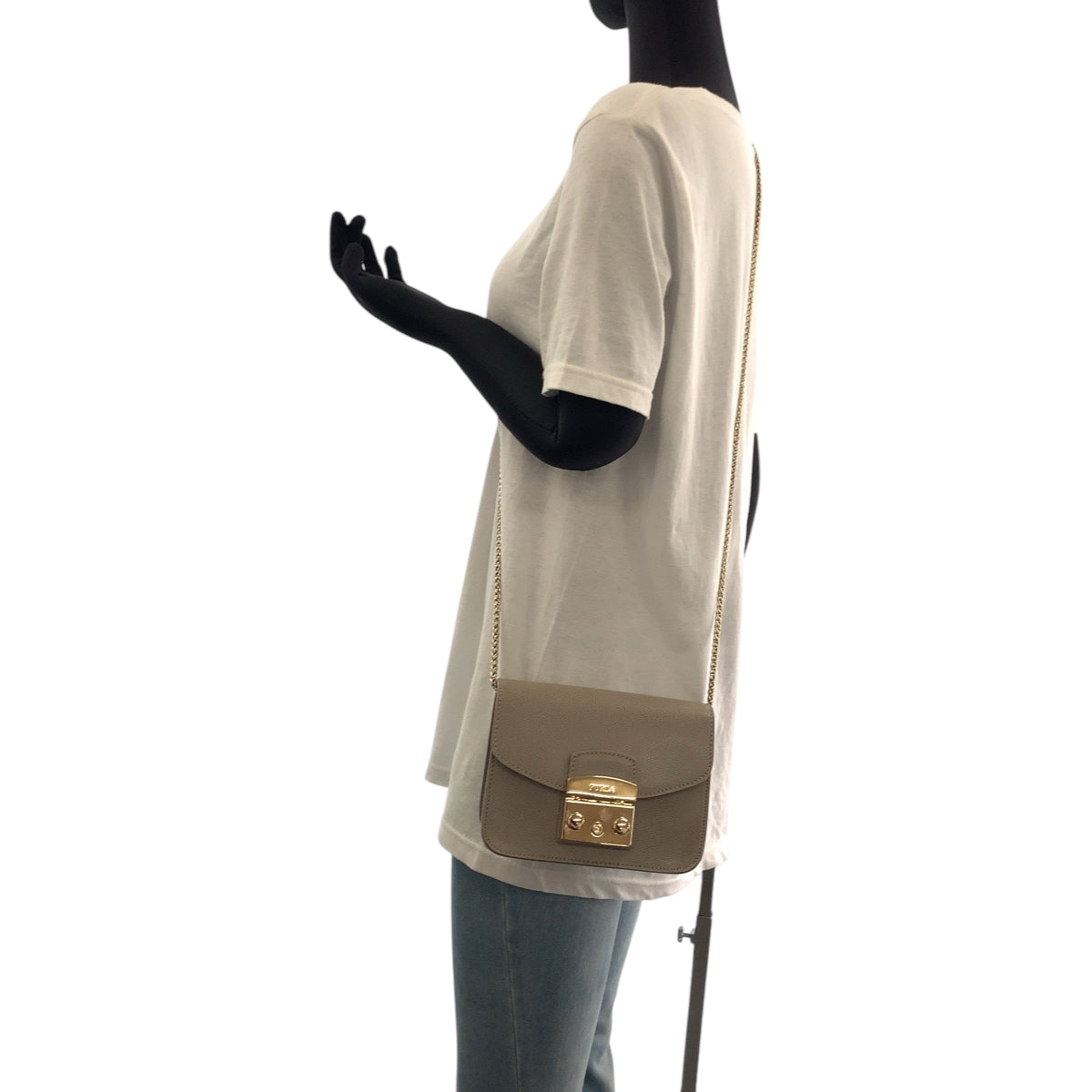 17807
Furla フルラ メトロポリス グレージュ ゴールド金具 レザー チェーンショルダーバッグ ポシェット  レディース A12