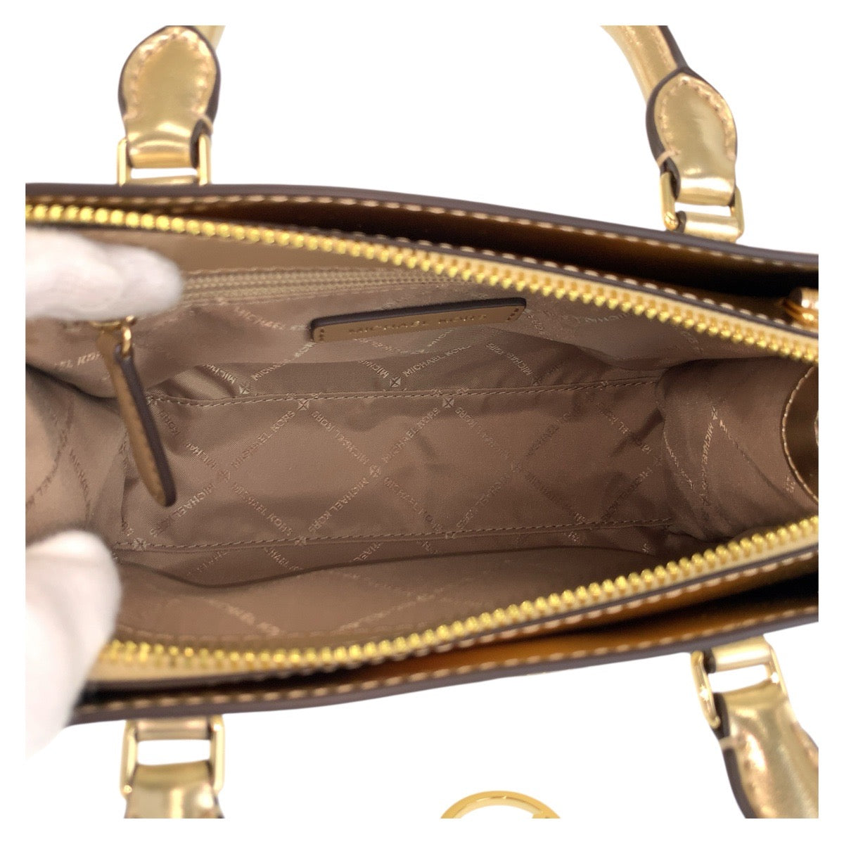 17839
Michael Kors マイケルコース SHEILA ペールゴールド PVC ハンドバッグ ショルダーバッグ 2way  レディース N23