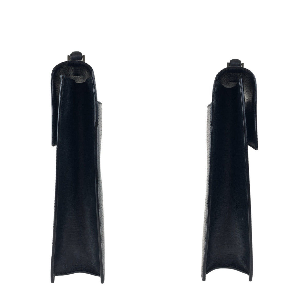 17846
GUCCI グッチ ブラック 黒 シルバー金具 レザー 34044 ビジネスバッグ ブリーフケース メンズ A78