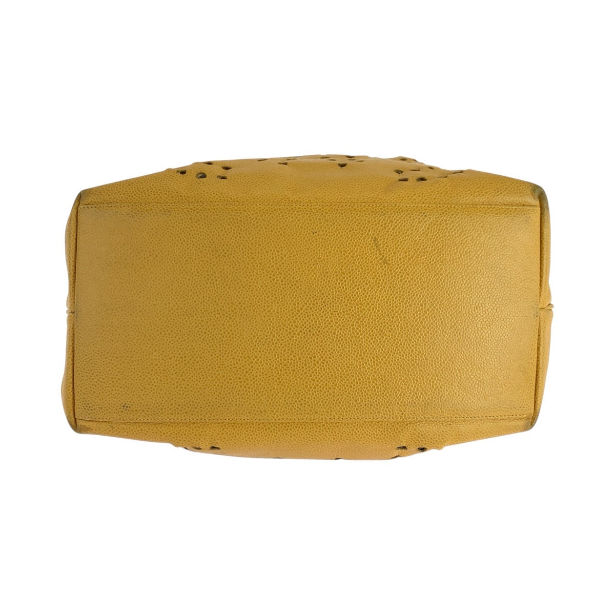 17873
CHANEL シャネル ヴィンテージ パンチング トリプルココマーク イエロー ゴールド金具 キャビアスキン 巾着 ショルダーバッグ レディース AB92