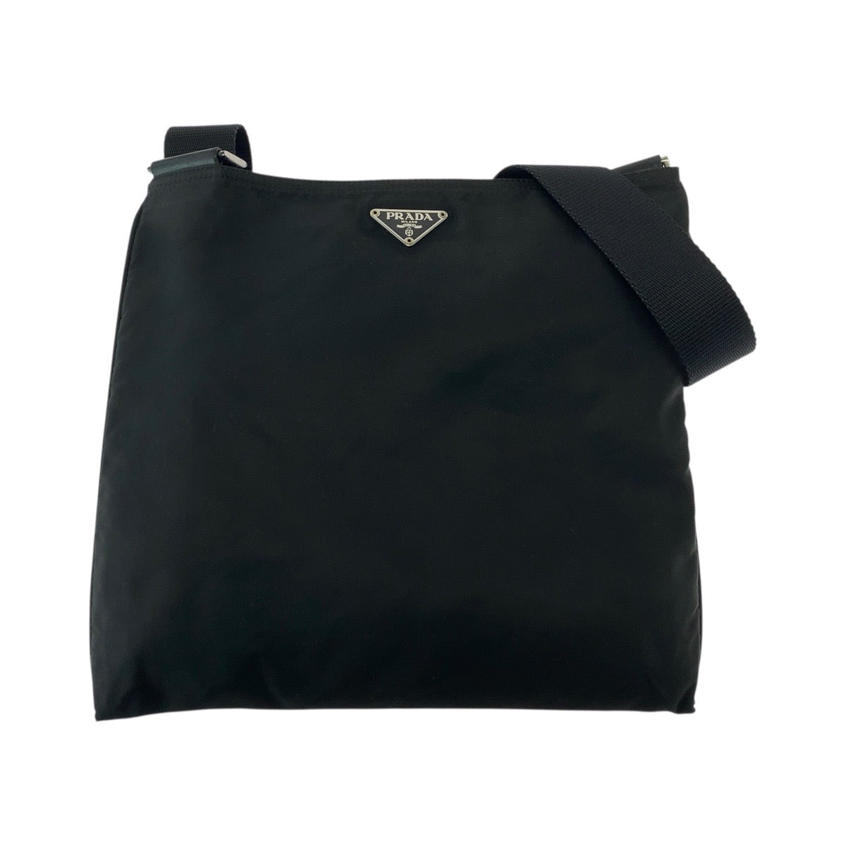 17879
PRADA プラダ テスート 三角ロゴプレート ブラック 黒 シルバー金具 ナイロン ショルダーバッグ  レディース AB38