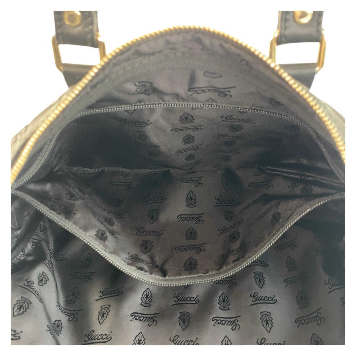 17888
GUCCI グッチ グッチシマ ブラック 黒 ゴールド金具 レザー 201480 ブリーフケース ビジネスバッグ  メンズ ABP55