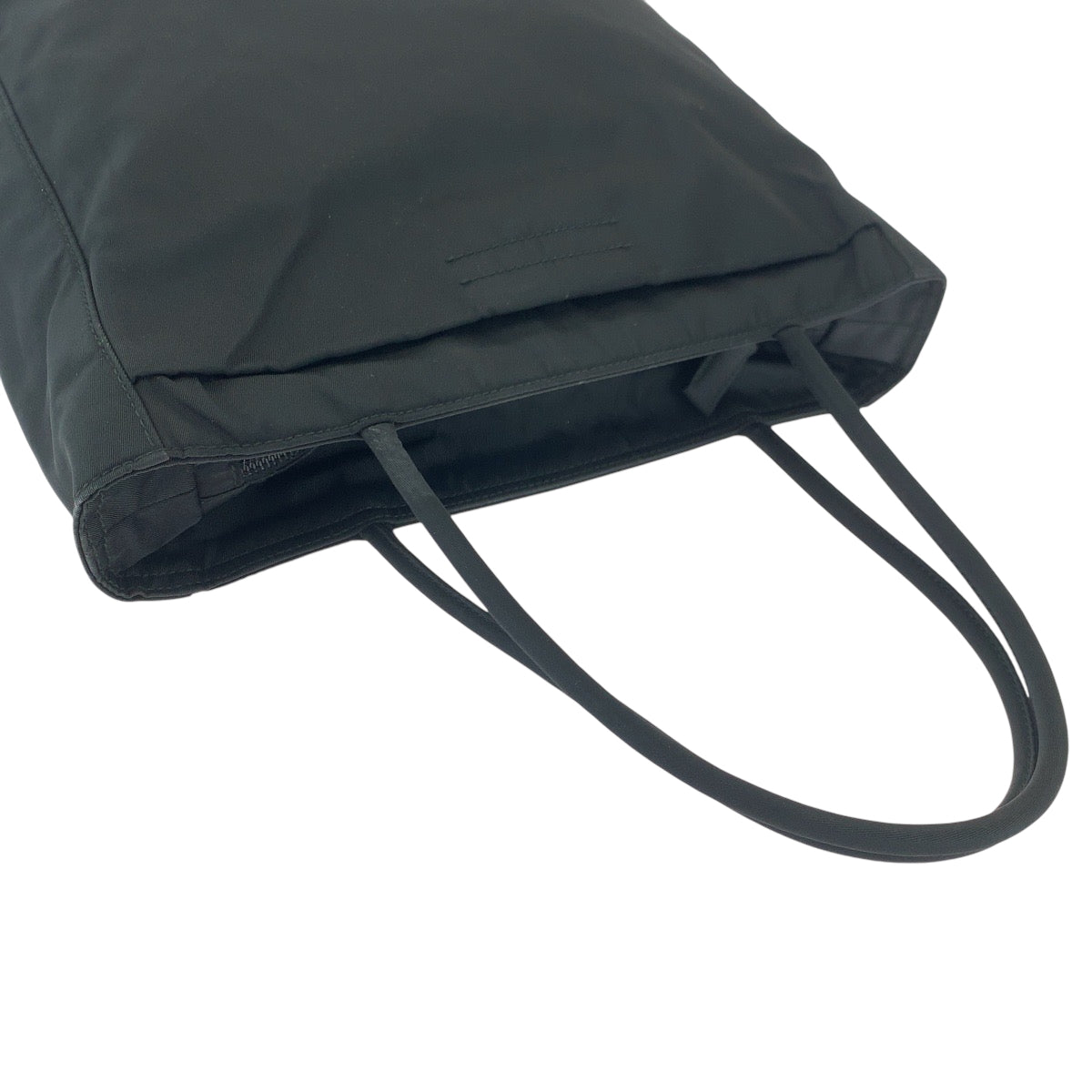 17920
PRADA プラダ テスート 三角ロゴプレート ブラック 黒 シルバー金具 ナイロン ハンドバッグ ショルダーバッグ  レディース ABP40