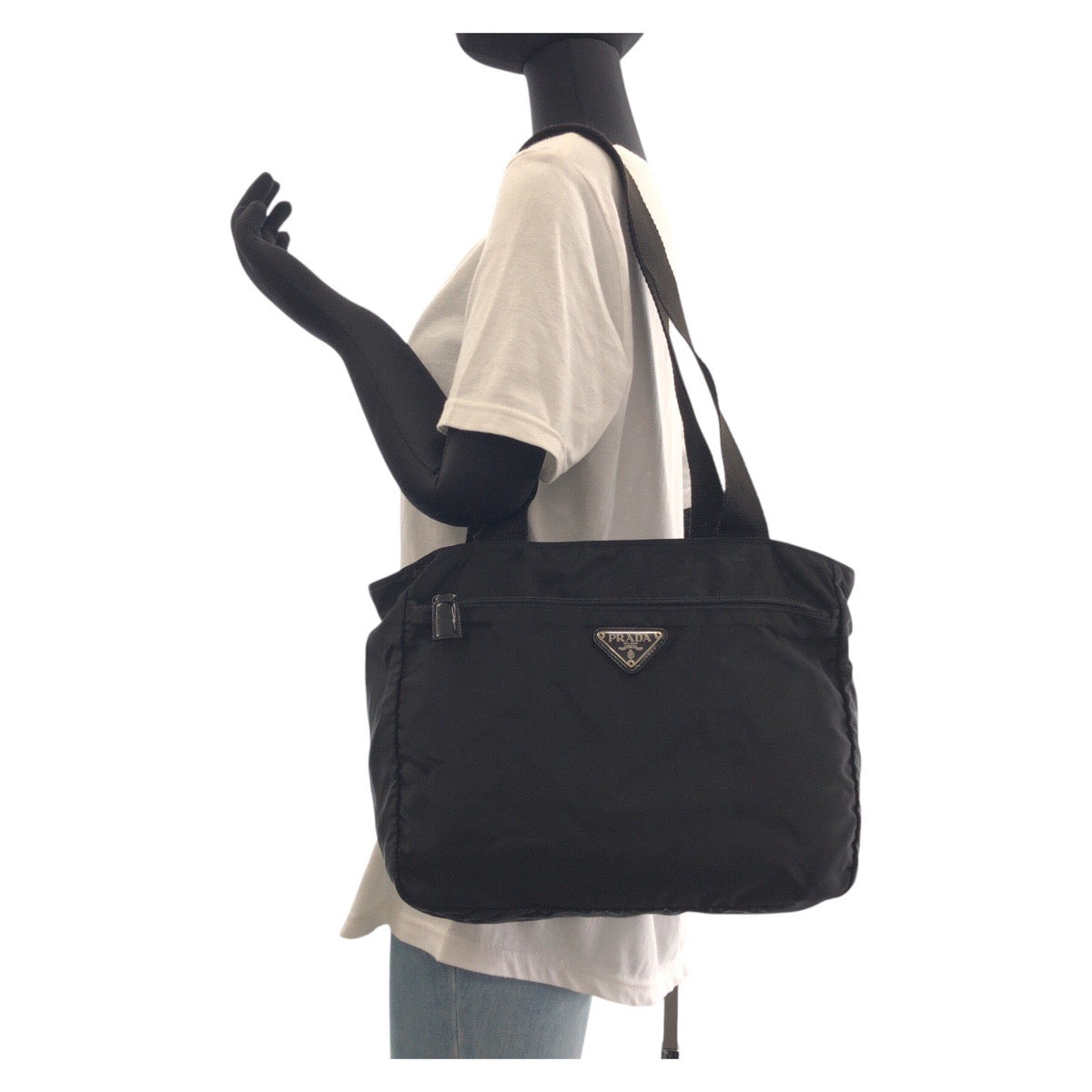 17923
PRADA プラダ テスート 三角ロゴプレート ブラック 黒 シルバー金具 ナイロン トートバッグ ショルダーバッグ  レディース ABP38