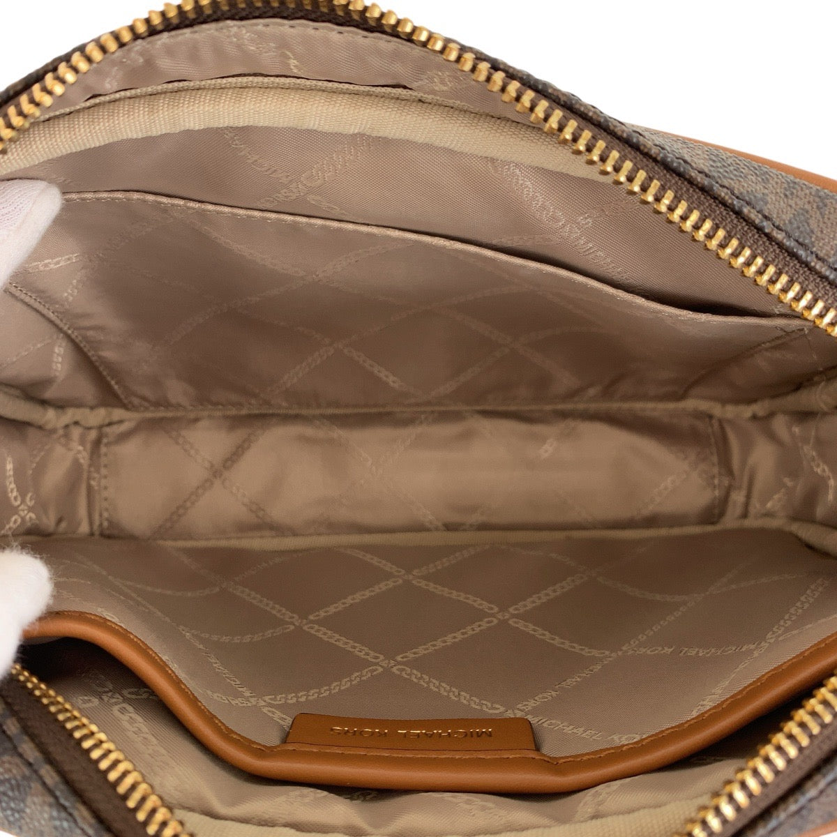 18042
Michael Kors マイケルコース ブラウン ゴールド金具 PVC / レザー ショルダーバッグ ポシェット レディース SA19