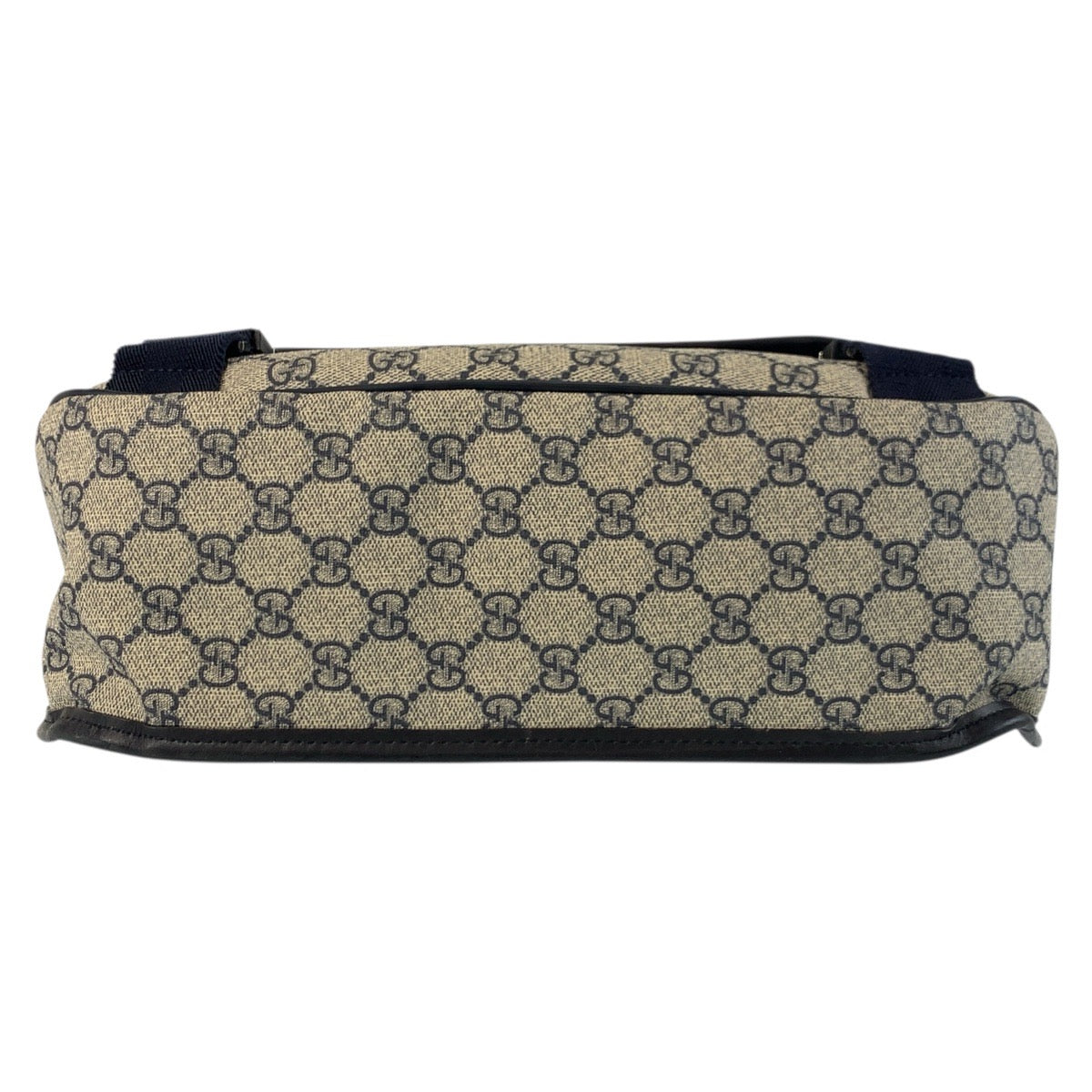 18047
GUCCI グッチ グレー ネイビー シルバー金具 GGスプリームキャンバス 201732 ショルダーバッグ メッセンジャーバッグ  メンズ ABP67