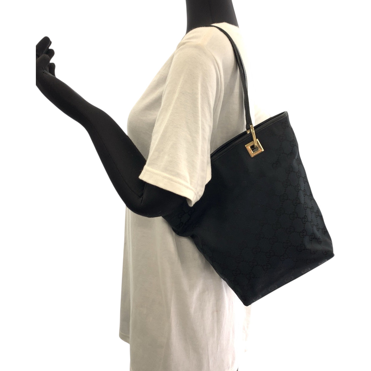 18049
GUCCI グッチ ブラック 黒 ゴールド金具 GGキャンバス 002 1099 トートバッグ ハンドバッグ  レディース ABP38