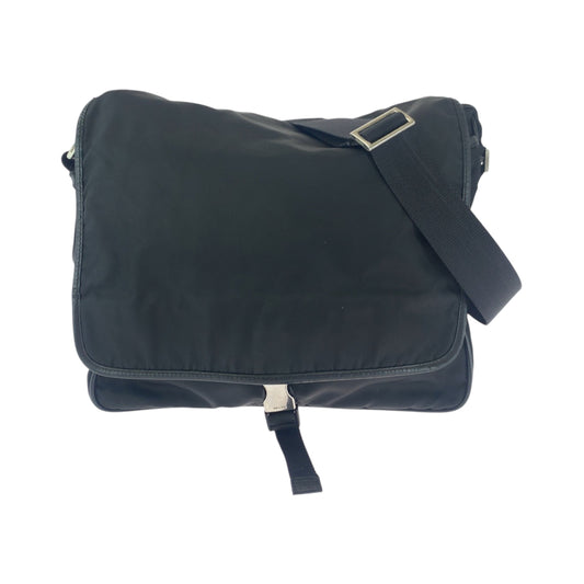 18051
PRADA プラダ テスート 三角ロゴプレート 男女兼用 ブラック 黒 シルバー金具 ナイロン V166 ショルダーバッグ メッセンジャーバッグ  レディース ABP43