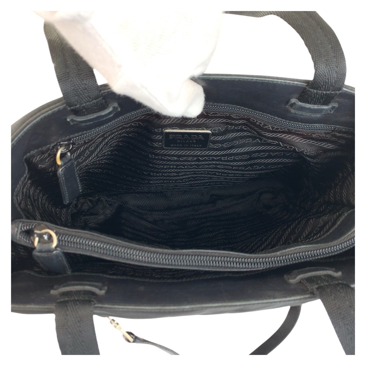 18095
PRADA プラダ テスート 三角ロゴプレート ブラック 黒 シルバー金具 ナイロン 22 トートバッグ ショルダーバッグ レディース ABP40