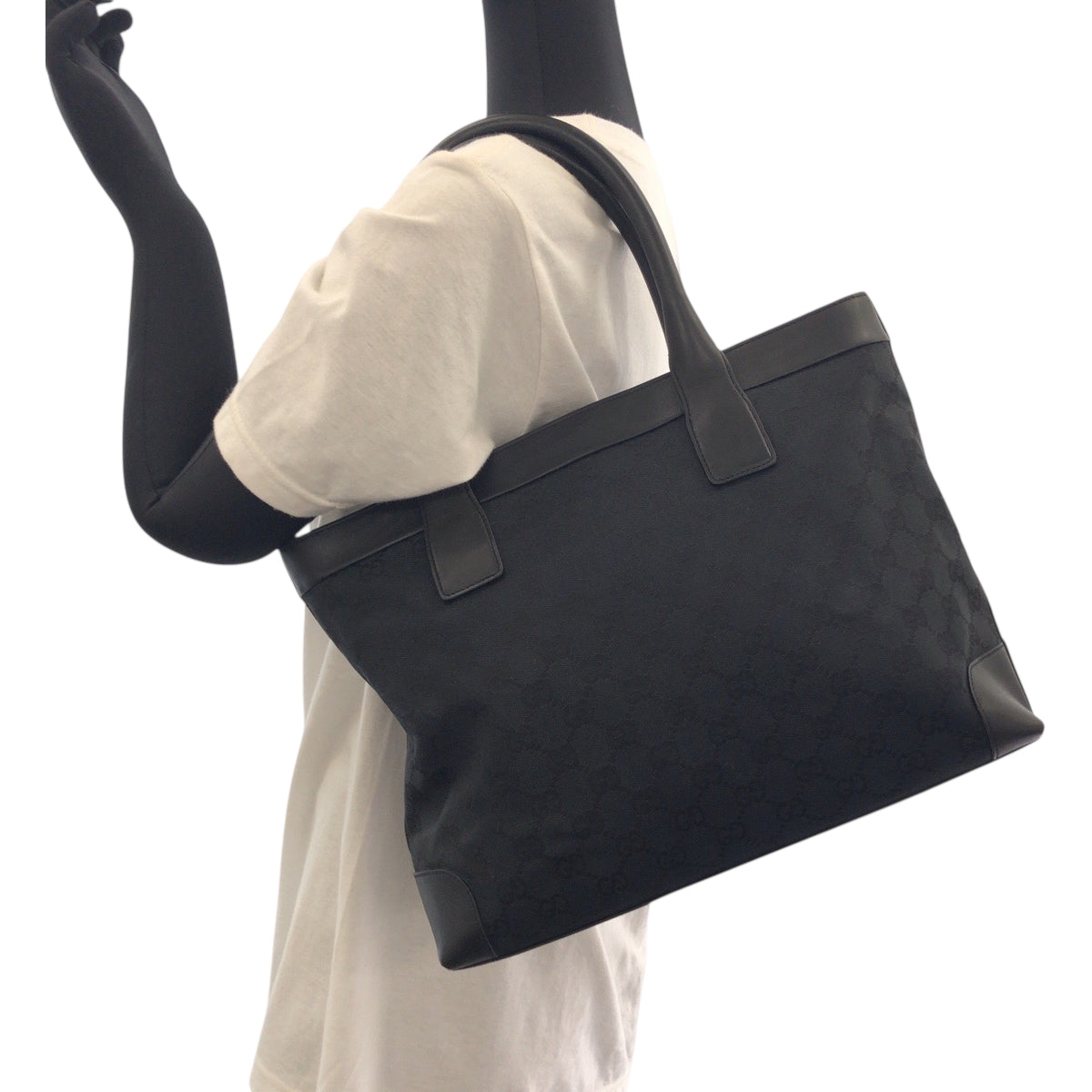 18097
GUCCI グッチ ブラック 黒 シルバー金具 GGキャンバス 002 1119 トートバッグ ハンドバッグ  レディース AB35