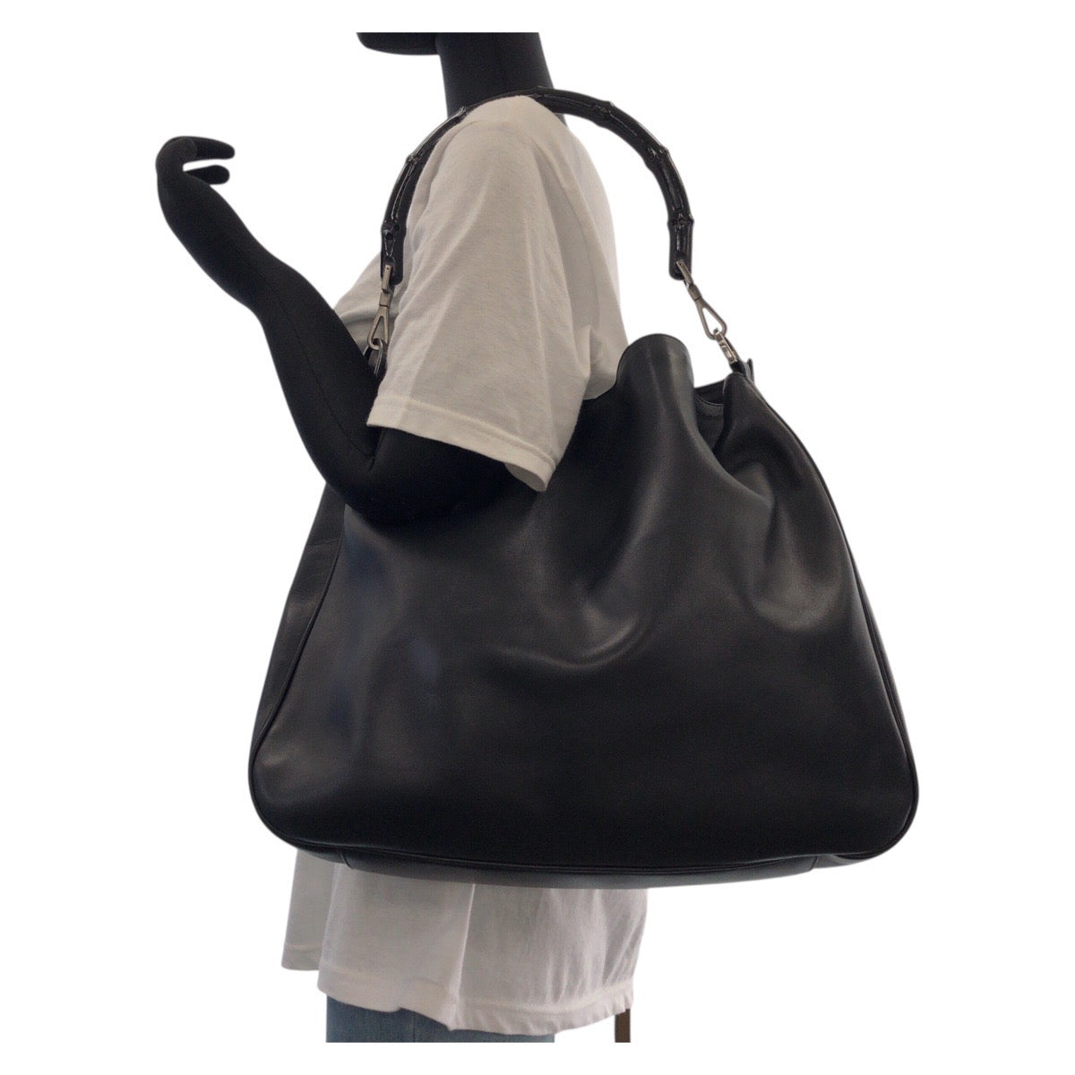 18098
GUCCI グッチ バンブー ブラック 黒 シルバー金具 レザー 001 1577 ショルダーバッグ レディース ABP39