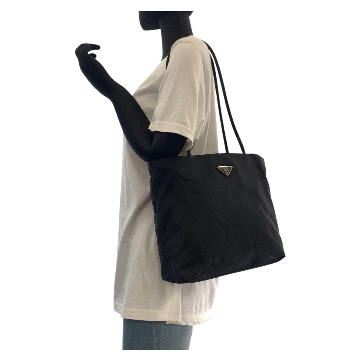 18099
PRADA プラダ テスート 三角ロゴプレート ブラック 黒 シルバー金具 ナイロン トートバッグ ショルダーバッグ  レディース ABP40